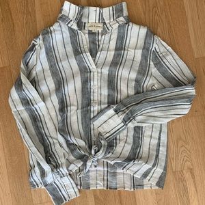 Cloth & Stone button-down tie front shirt